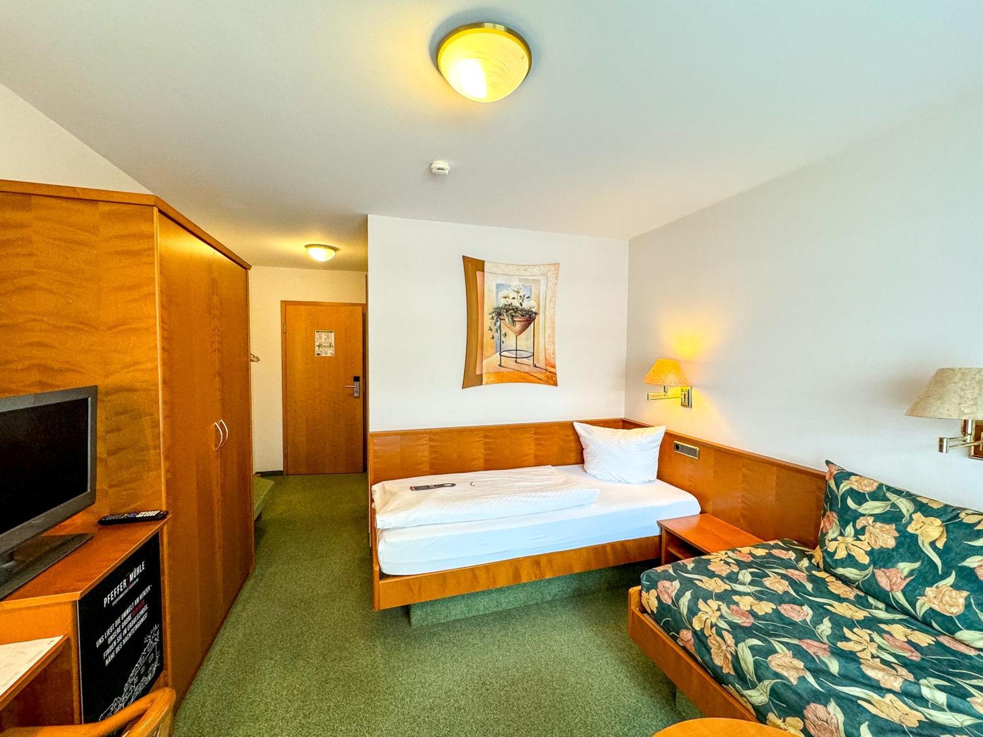 Hotel Pfeffermuehle Зиген Екстериор снимка