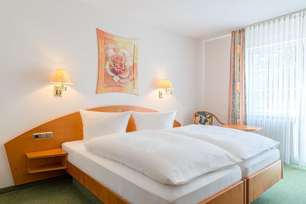 Hotel Pfeffermuehle Зиген Екстериор снимка