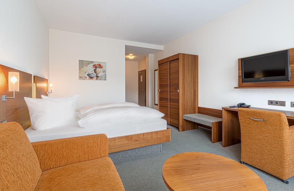 Hotel Pfeffermuehle Зиген Екстериор снимка